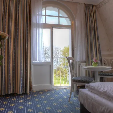 Strandperle 4*